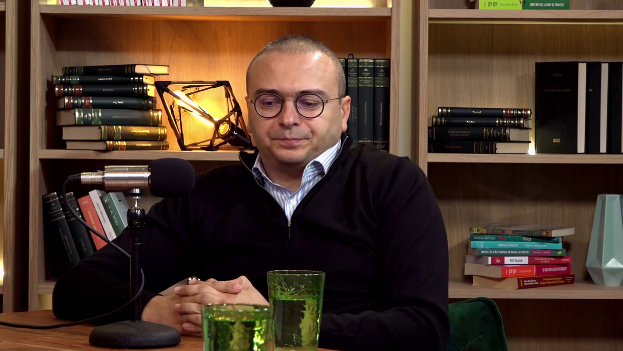 Podcastul poate fi urmărit integral pe canalul de YouTube ”ALTCEVA cu Adrian Artene” / (Sursa: Captură video)