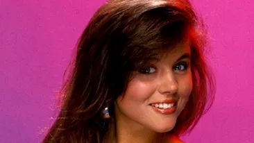 Poate ca a salvat-o clopotelul, dar timpul n-a crutat-o! Uite cum arata Tiffani Thiessen la 12 ani dupa Beverly Hills!