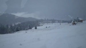 Prognoza meteo azi, 10 februarie 2026. Ninsorile pun stăpânire pe sudul țării: iarna revine în forță
