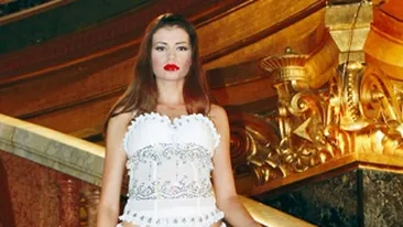 Sunt aproape anorexice, dar sunt mandre! Iulia Albu, Andreea Raicu si Monica Gabor se simt bine piele si os