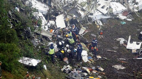 S-a stabilit cine sunt vinovaţii în accidentul aviatic din Columbia, unde şi-au pierdut viaţa zeci de persoane!