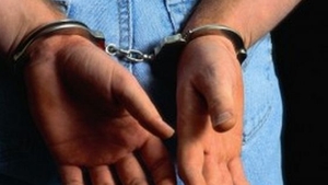 Monstru cu chip de om! Si-a violat mama ani la rând, dar a obligat-o să spună că i-a plăcut. Ce pedeapsă il asteaptă