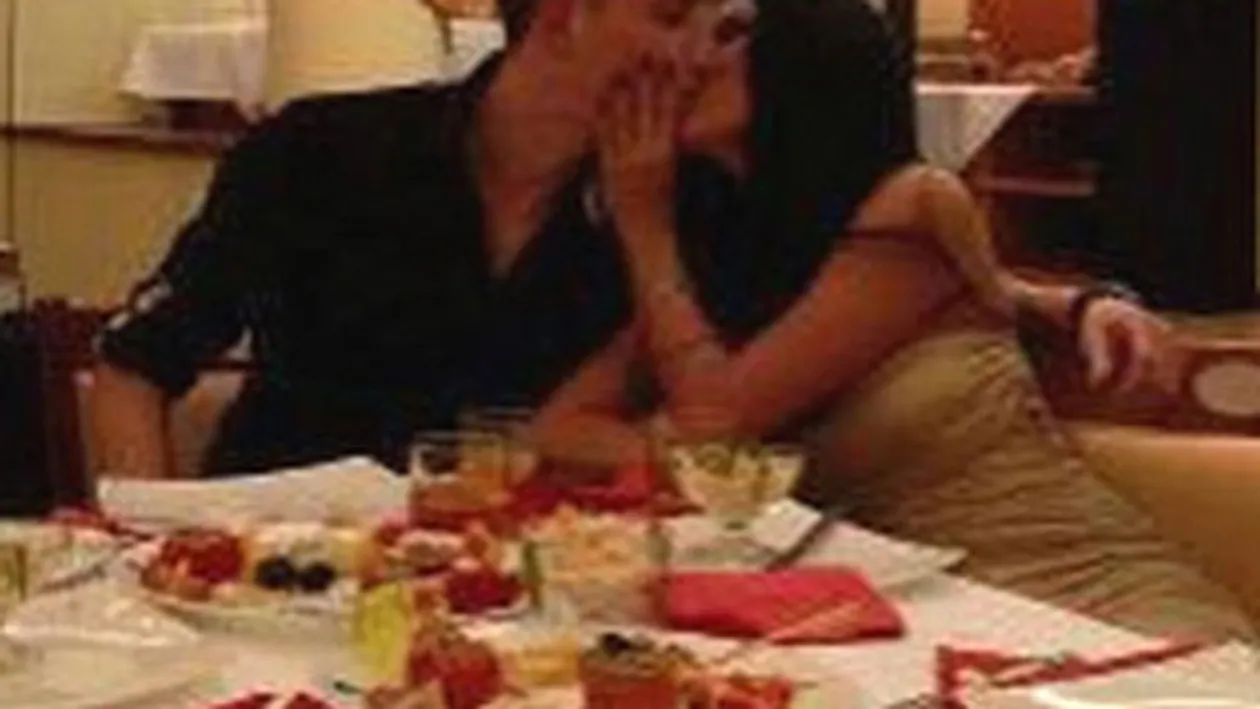 AUDIO SFASIETOR! Ce manea i-a pus Costea, Crudutei, la telefon, toata noaptea: Eu te iubesc de mor, d-aicea din corason! Sa nu ma lasi viata mea - A distrus-o cu Florin Salam