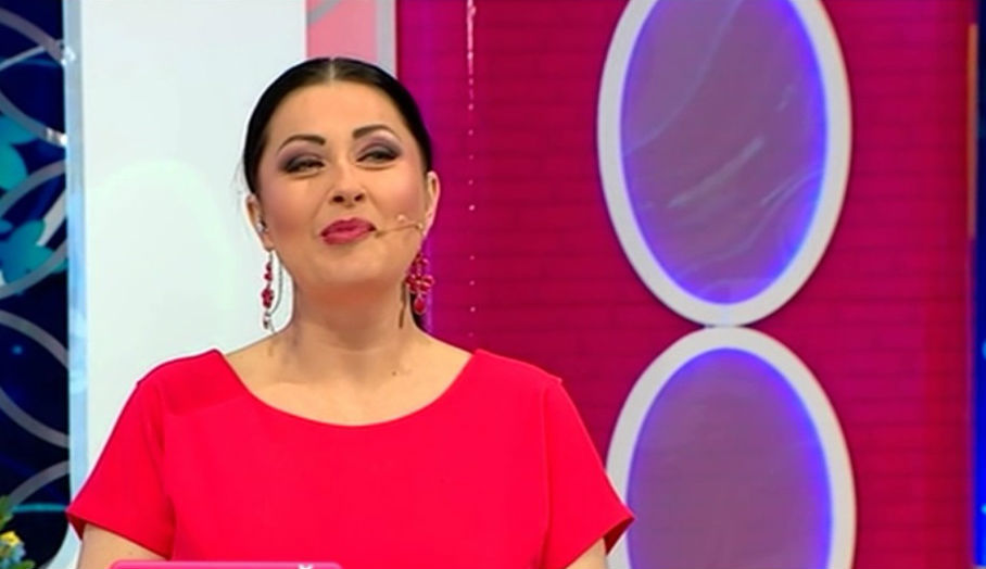 GABRIELA CRISTEA a îmbrăcat o rochie mulată în emisiune! Uite cât de mult i-a crescut burtica
