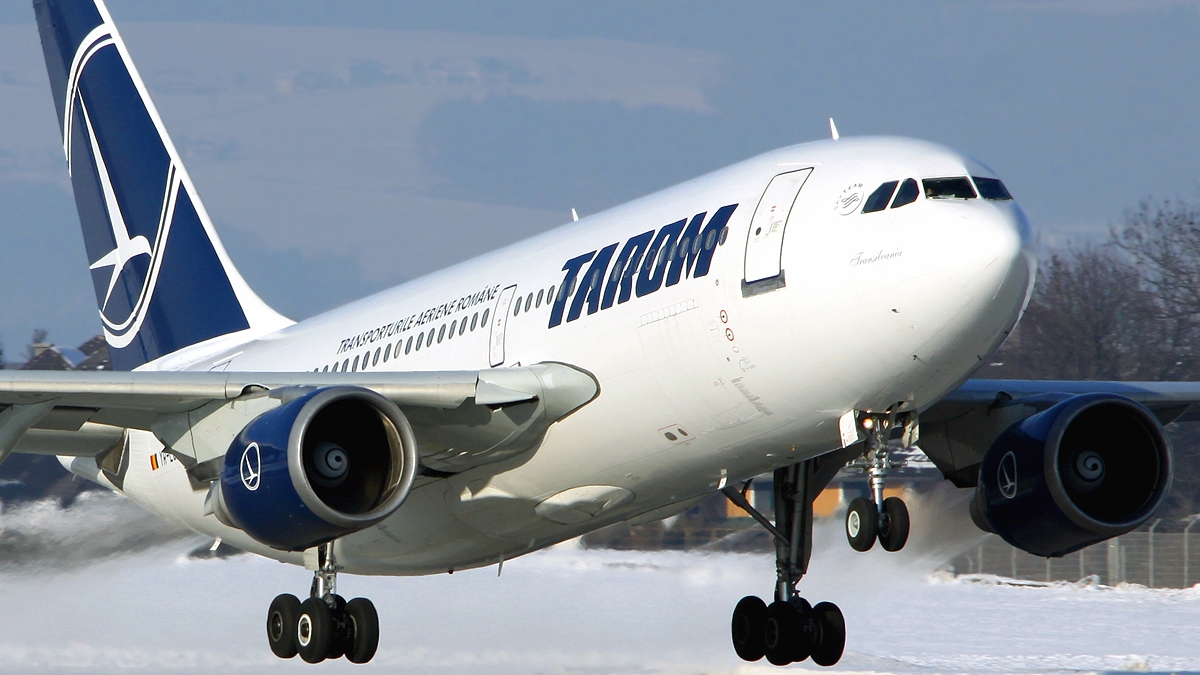 Ofertă de toamnă la Tarom! Cât costă cel mai ieftin bilet