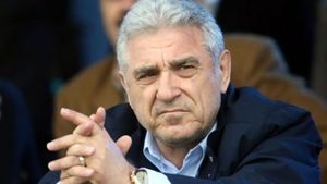 După eliberare, Giovanni plănuieşte din umbră ”Revoluţia de la FRF”. Piţurcă în locul lui Daum după meciul cu Polonia?!