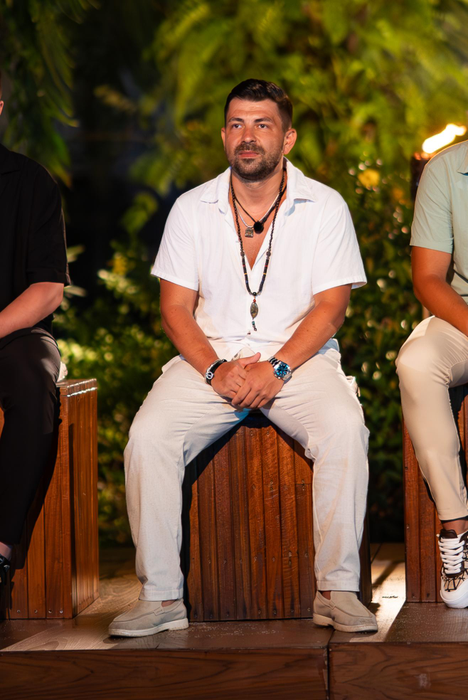 Marian Grozavu de la Insula Iubirii rupe tăcerea despre Claudiu și ritualul din jacuzzi: ”La început, nu eram impresionați”