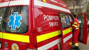 Un bebeluș de un an, lăsat nesupravegheat, a murit după ce a căzut de la etaj