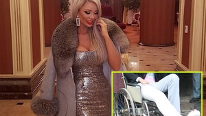 Bianca Drăgușanu, cu piciorul în ghips: "M-am dat jos din mașină și am căzut în canal""