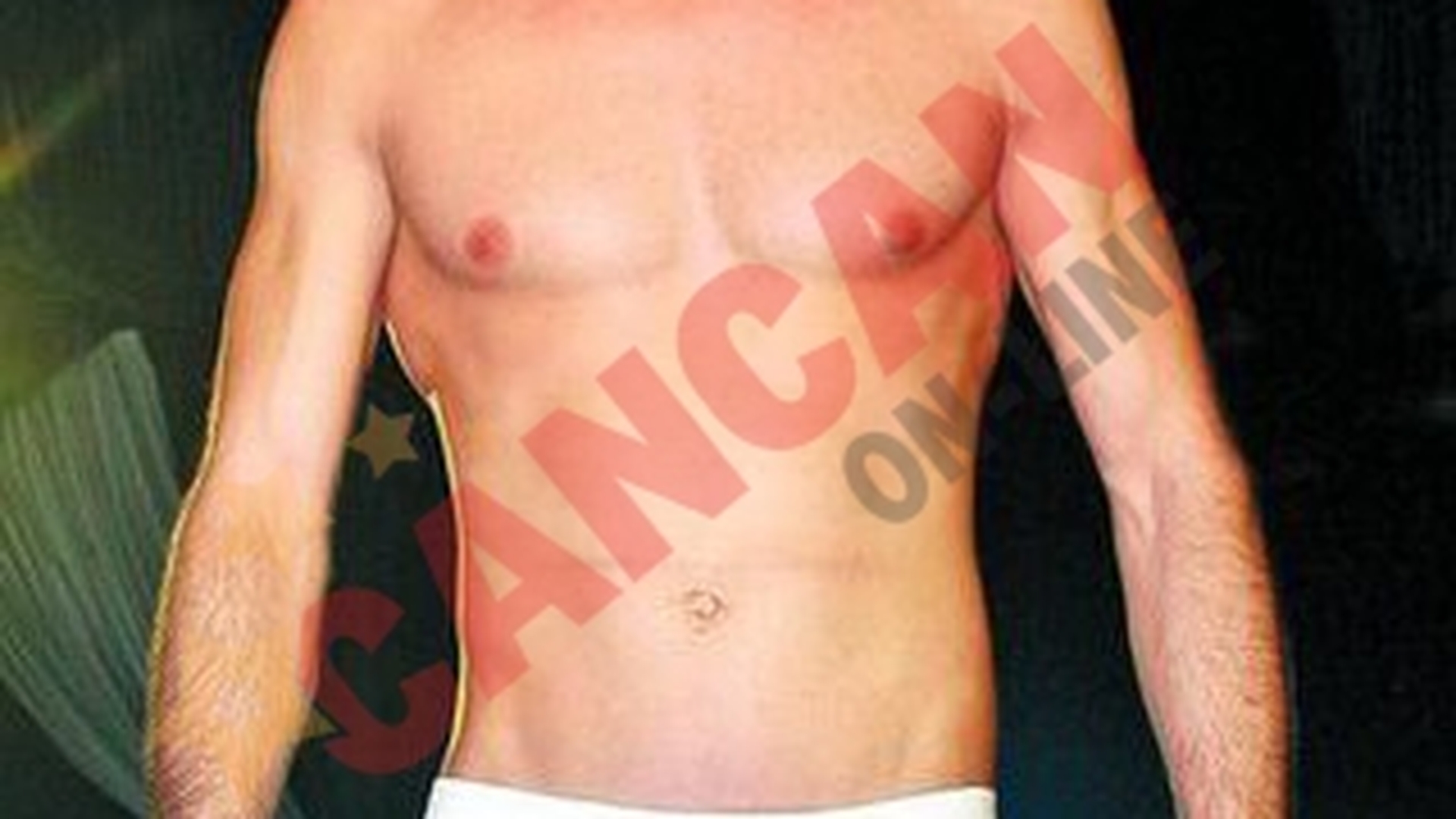 VIDEO Cu ei se "lupta" Ricky la "Mister World"