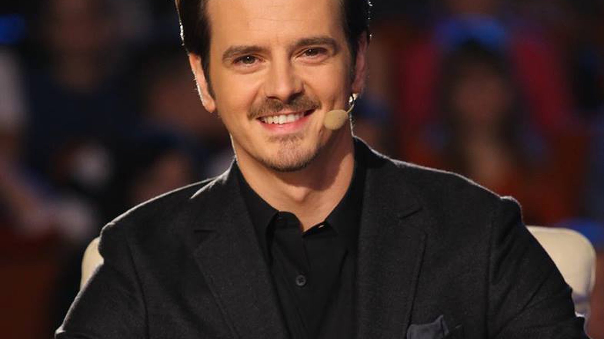 Este oficial! Mihai Petre revine în juriul “Românii au talent“