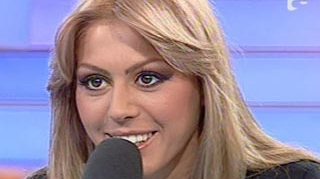 Fosta iubita a "Burlacului" Edward il da de gol: "Stiu din surse sigure ca vorbeste cu 2-3 fete prin mesaje, se intalneste cu ele concomitent"