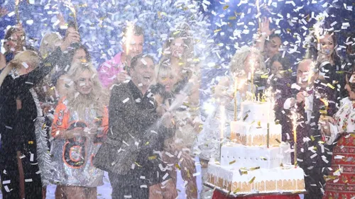 Dan Negru, de 19 ani liderul spectacolelor de Revelion! Peste 3.700.000 de români au urmărit Revelionul Starurilor 2019, la Antena 1