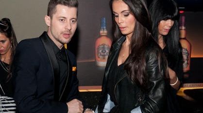 Adi Sînă a lăsat-o singură pe Anca Serea cu cei 6 copii! Anunţul făcut de brunetă