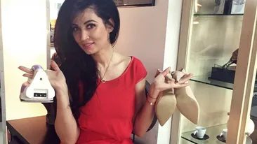 NICOLETA LUCIU se răsfaţă în apă minerală! Dovada este chiar această imagine