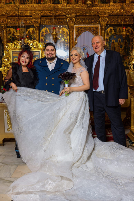 Soprana Mădălina Stephanie, alături de tenorul Alin Stoica și nașii Ovidiu Tender și Nicole Tender