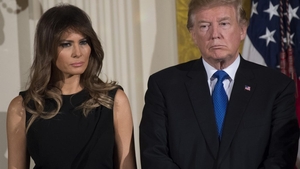 Moment jenant la Casa Albă! Donald Trump refuzat în public de către soția sa