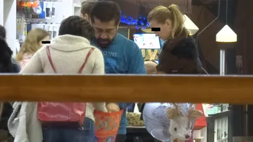 Pentru Silviu Petcu shopping-ul de sarbatori nu e deloc Distractis! Actorul a dat in clocot cand a fost plimbat prin magazine!