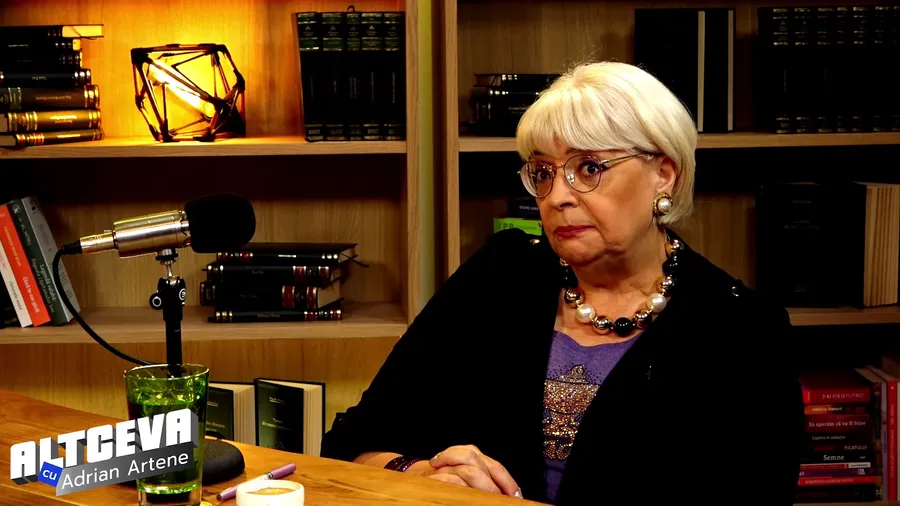 Irina Margareta Nistor, este invitata lui Adrian Artene la podcastul "ALTCEVA", care va putea fi vizionat sâmbătă, 17 septembrie, de la ora 19:00 / (Sursa: Captură video)