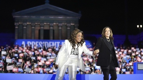 Oprah Winfrey, plătită să o promoveze pe Kamala Harris? Documentele indică un lucru, vedeta spune altceva