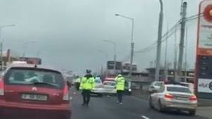 Imagini cutremuratoare! Cine se afla in Matiz-ul roşu implicat într-un accident rutier pe DN1