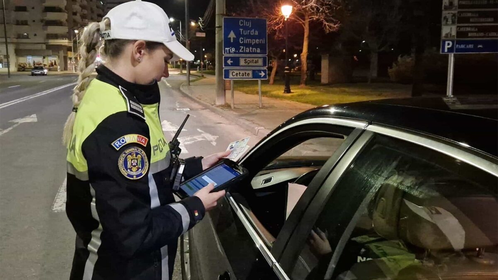 Scuza ireală spusă de un clujean polițiștilor care l-au prins fără permis: "M-am urcat la volan pentru că soția mea.."