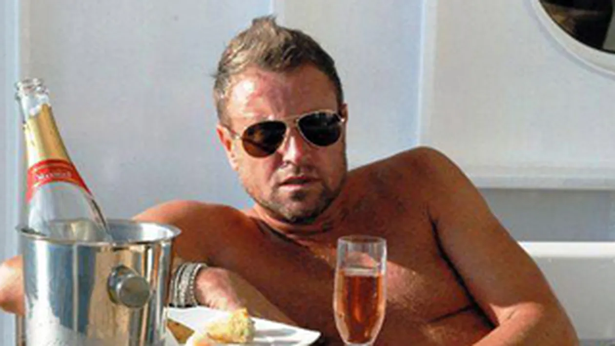 Cum sa fii in forma la 44 de ani! Ce mananca Botezatu ca sa se mentina