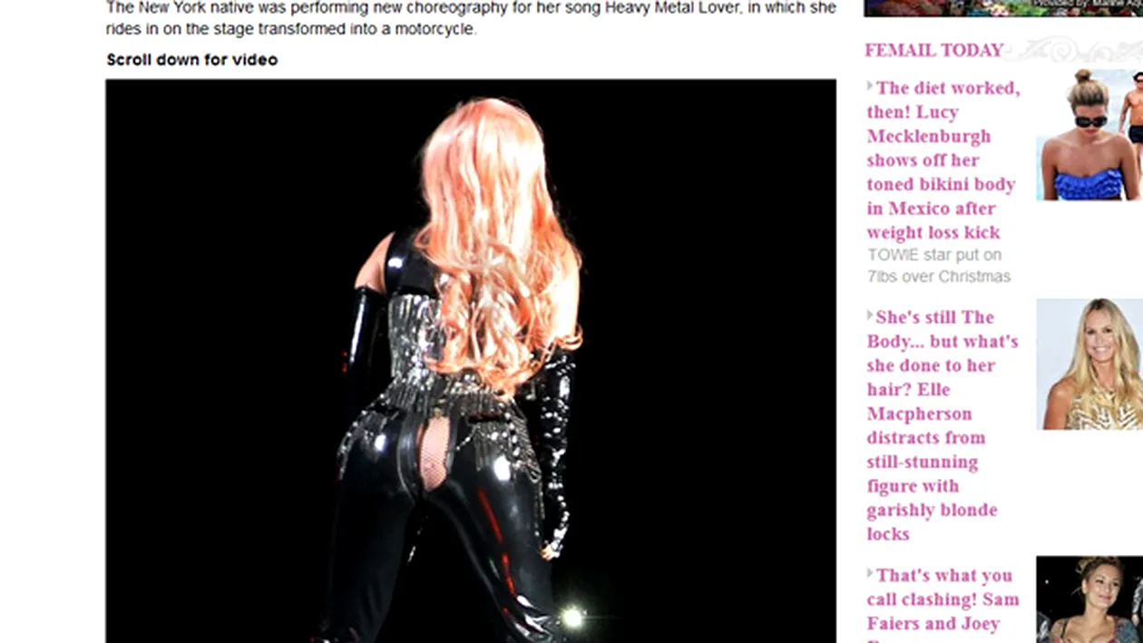 Lady Gaga, gabarit depăşit! Şi-a distrus pantalonii Versace din latex din cauză că are fundul mare! I-au crăpat pe scenă!