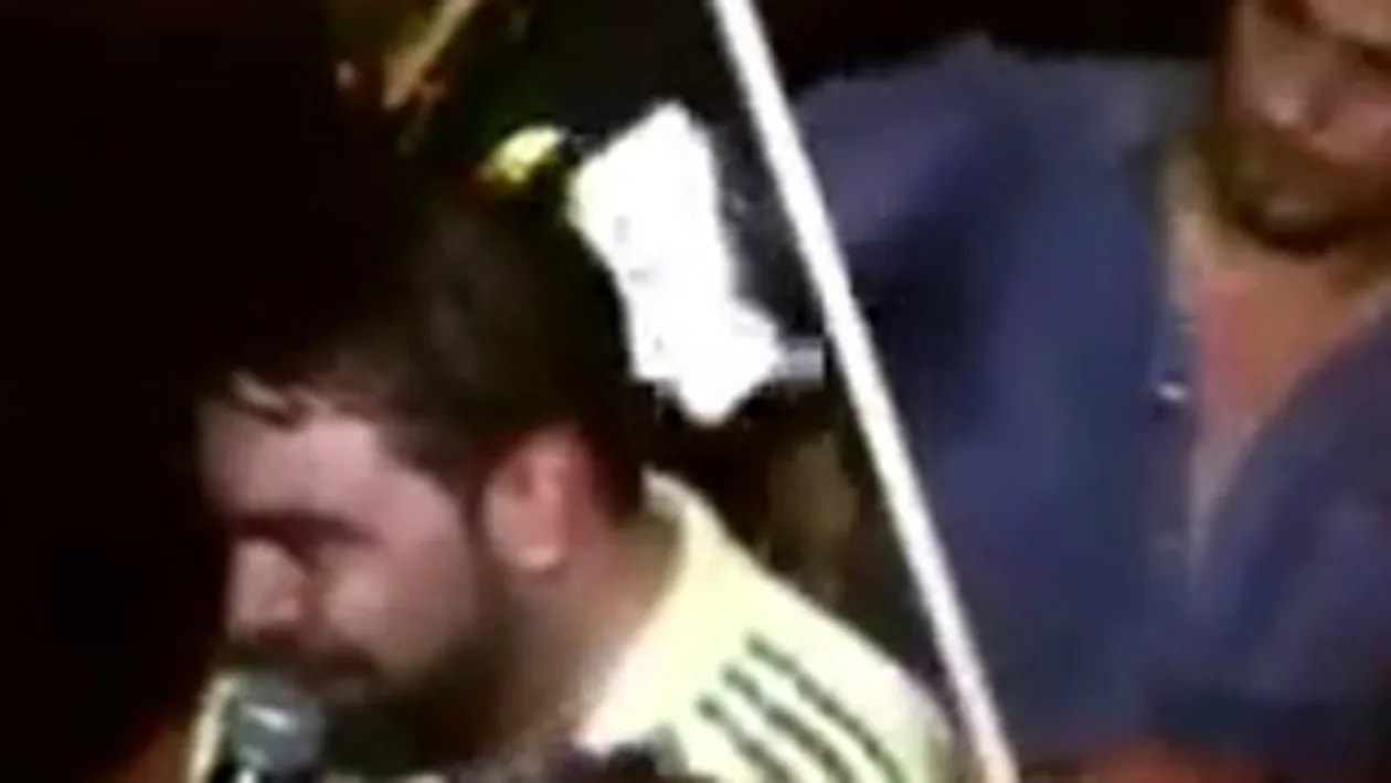 VIDEO La arogantele astea chiar nu te-ai fi asteptat! Florin Salam si-a angajat argat! Are un om platit special ca sa il stearga de transpiratie!