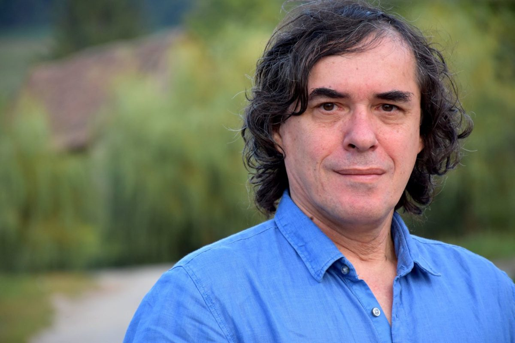 Mircea Cărtărescu, noua țintă a Oliviei Steer