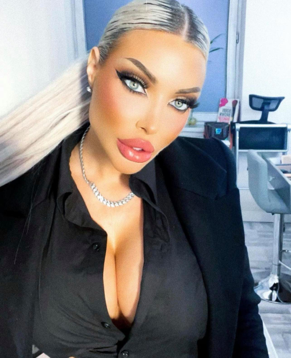 Loredana Chivu, o prezență super-sexy