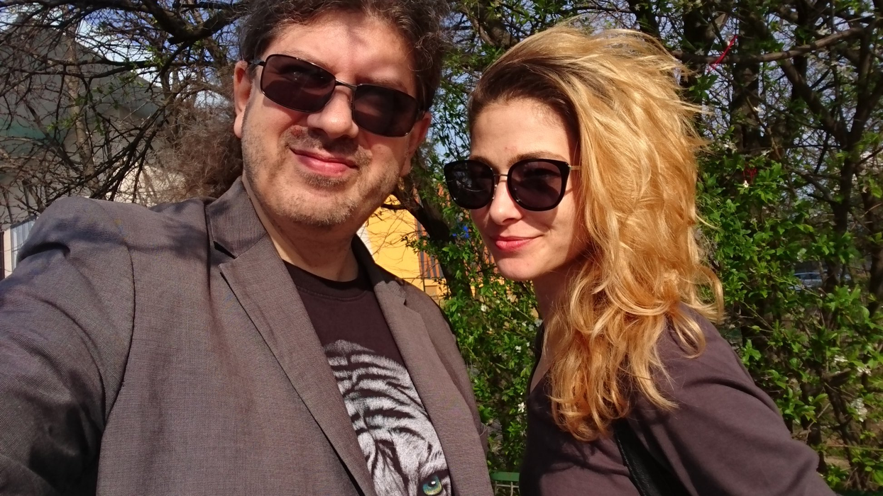 Remus Cernea s-a despărțit de iubită, după trei ani de relație “Ioana este un om…“