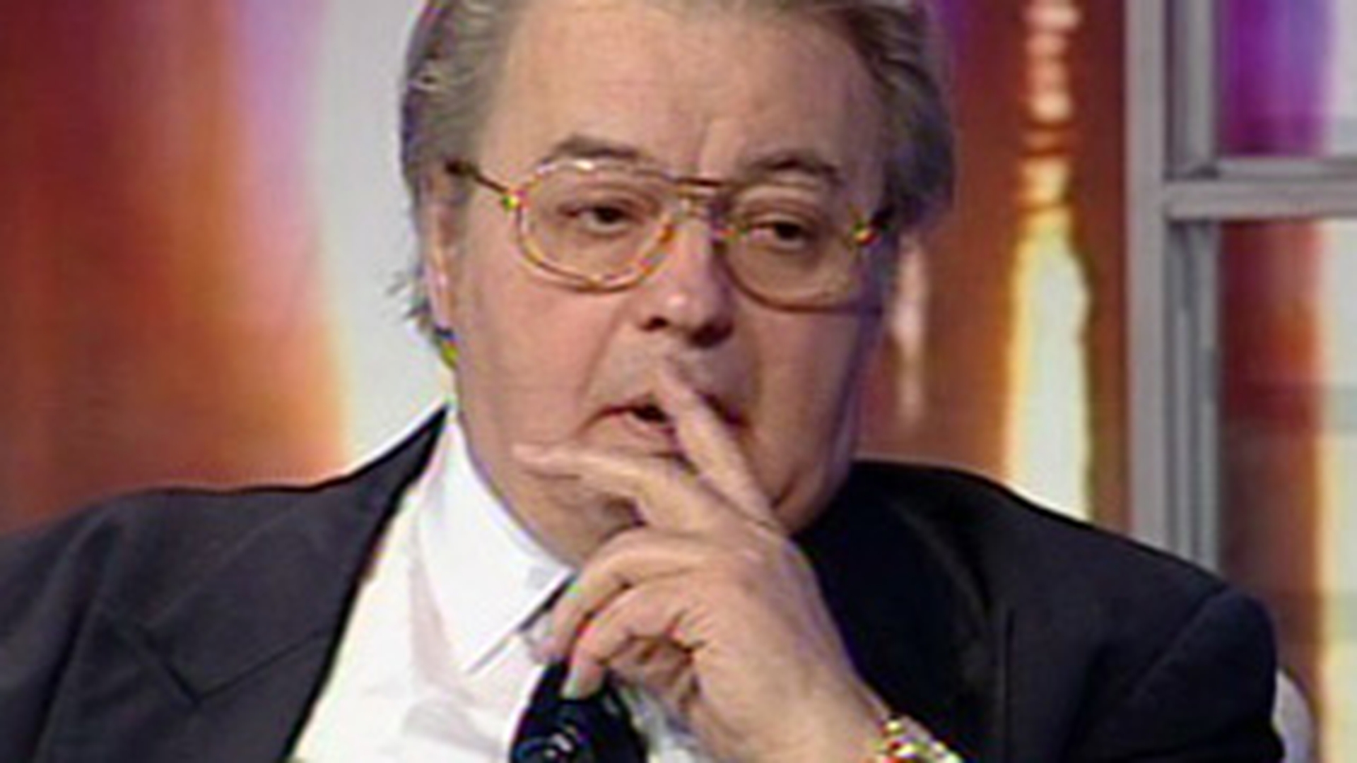 "Am avut senzatia ca Vadim Tudor este tata!" Vezi ce vedeta face aceasta confesiune incredibila!