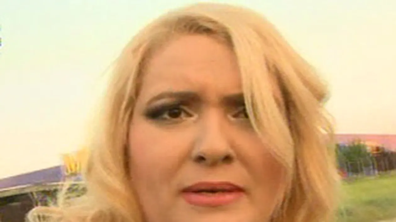 VIDEO Cu Clejanii in elicopter! Viorica a plans in hohote tot timpul zborului: Vreau sa mergem repede dar sa nu foarte sus, macar daca o sa cadem sa ne rupem o mana un picior atat