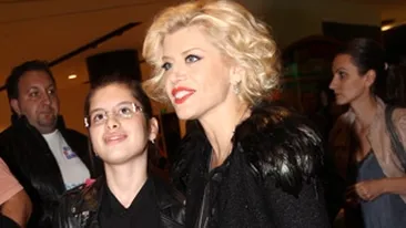 Batuta in filmul Minte-ma frumos, Loredana povesteste despre agresiunile traite in viata reala, alaturi de barbatii din viata ei.  Vezi aici marturisirile surprinzatoare ale artistei