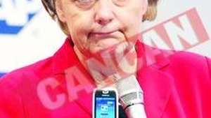 Angela Merkel face reclama la Nokia