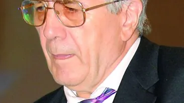 Drama unuia dintre cei mai respectati cantareti romani! La 69 de ani a ajuns sa isi strige durerea dintr-un carucior stricat!