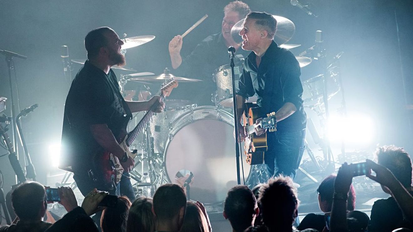 Bryan Adams va concerta în București, în data de 30 aprilie, la Sala Palatului