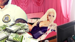 E oficial! Cunoscutul fotbalist a depus divorțul de sexoasa care câștigă 15.000 €/lunar