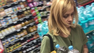 VIDEO EXCLUSIV. Nopţile cu bebeluşul au lăsat urme…Imagini necenzurate cu Simona Gherghe!