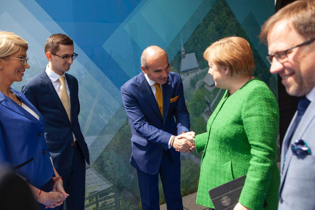 Rareș Bogdan, întrevedere cu Angela Merkel la Sibiu: „Locul nostru este în prima linie”
