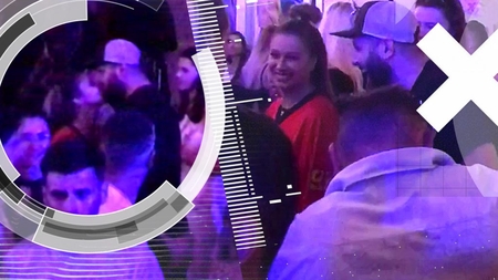 Lora a ”tăbărât” pe Ghenu în club! S-au sărutat și…