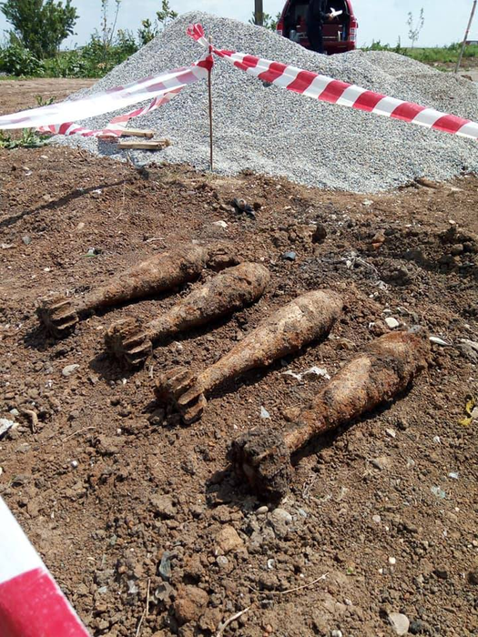 Bombele au fost găsite în timpul amenajării unui bazin
