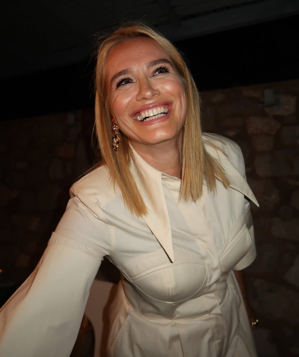Scârțâie afacerile lui Alexandre Eram? Soțul Andreei Esca tocmai a închis un magazin