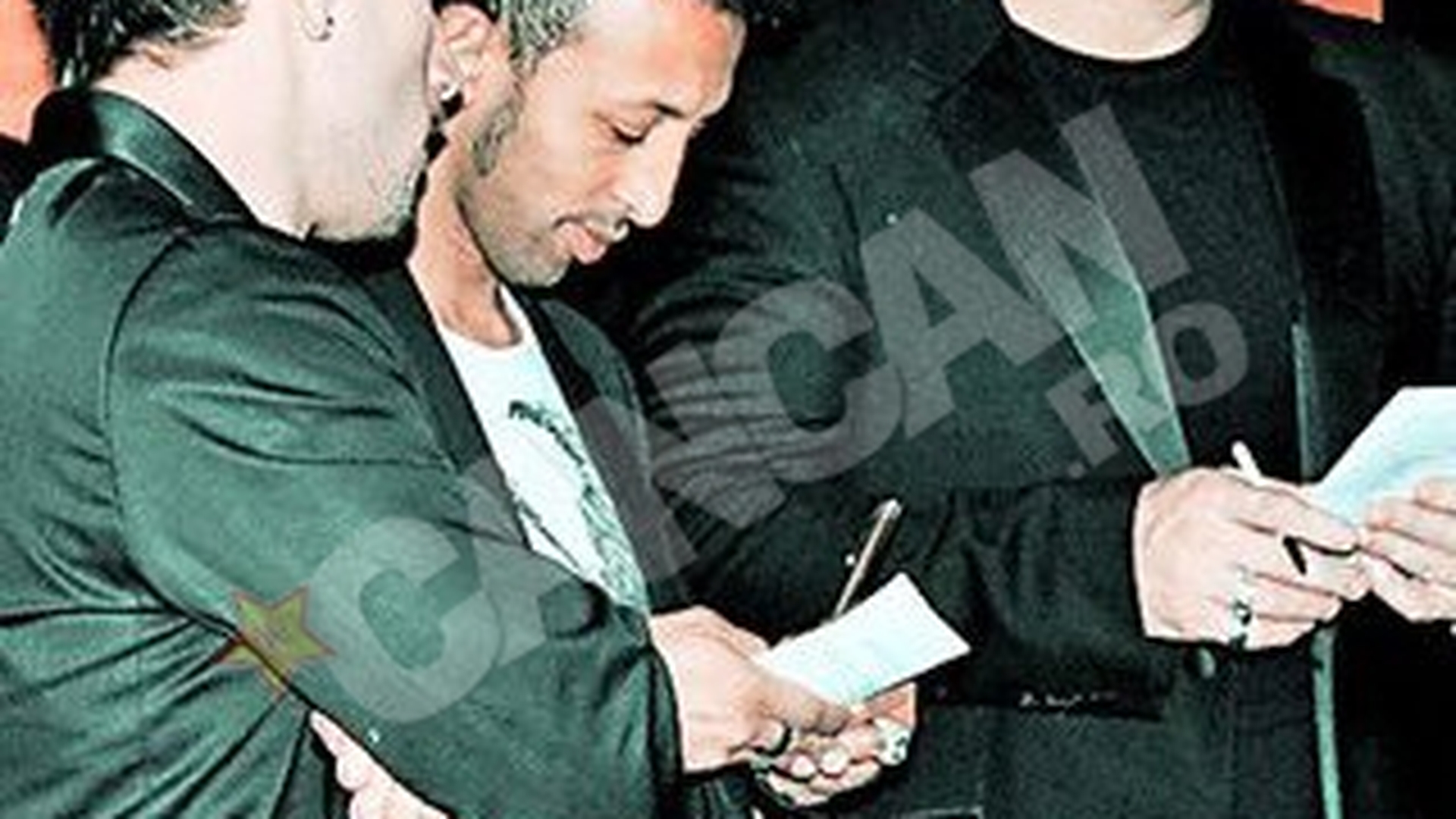 "Teava" si prietenii s-au distrat pe cinste cu fotomodelele din Arges! Gasca de burlaci, in juriu la miss