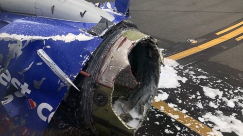 La un pas de o catastrofă aeriană! Un motor al unui avion a explodat în aer! VIDEO