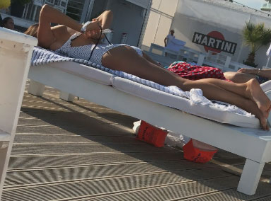 Adi Sînă și Anca Serea au fost la Mamaia împreună cu cei trei copii pe care îi au împreună
