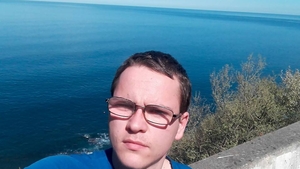 Un român și-a pierdut viața într-un accident tragic petrecut în Franța! Mașina tânărului a fost tăiată pe jumătate