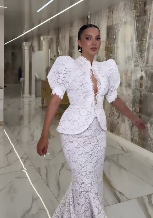 Larisa Udilă și-a botezat fiica! Imagini de basm de la slujbă și party: Andra Măruță și Theo Rose au încins ringul de dans pentru invitați