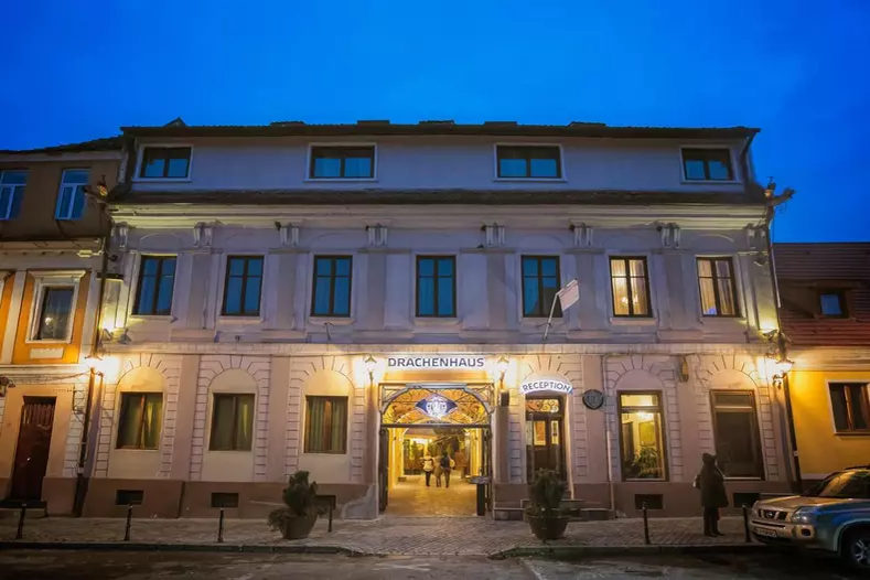 Cum arată hotelul de 2,5 milioane de euro al Simonei Halep. De necrezut câți lei costă o noapte de cazare